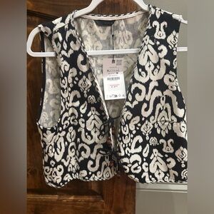 NWT Zara Black & White Printed Vest